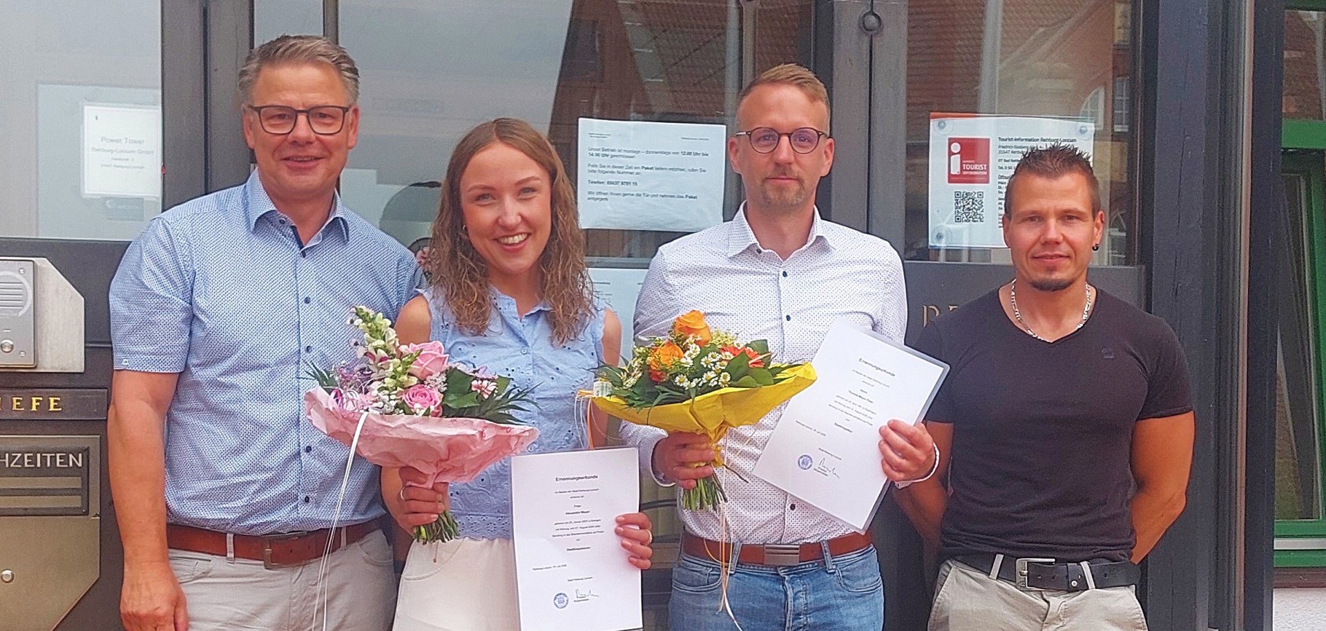 Die Inspektor:innen Alexandra Meyer und Thomas Meyer-Peter mit Bürgermeister und Personalvertretung