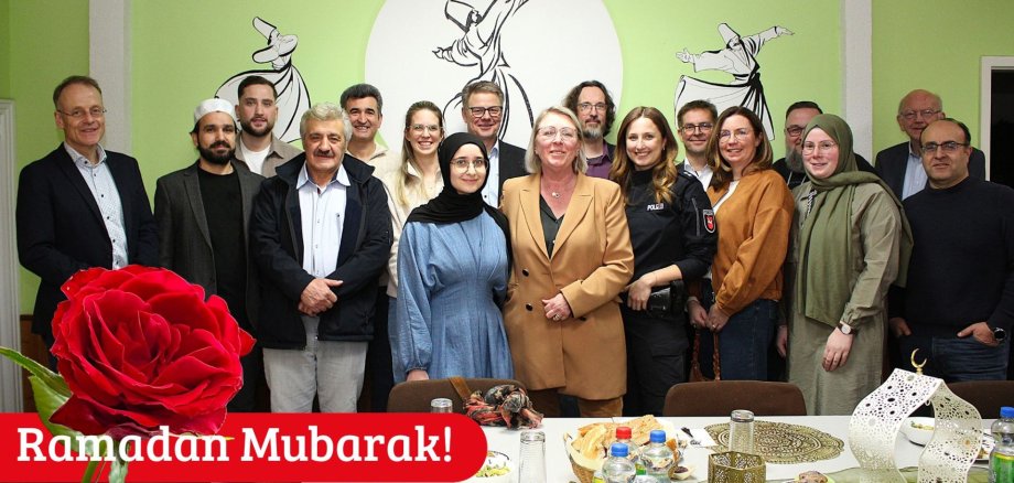 Gäste beim Fastenbrechen in Rehburg-Loccum