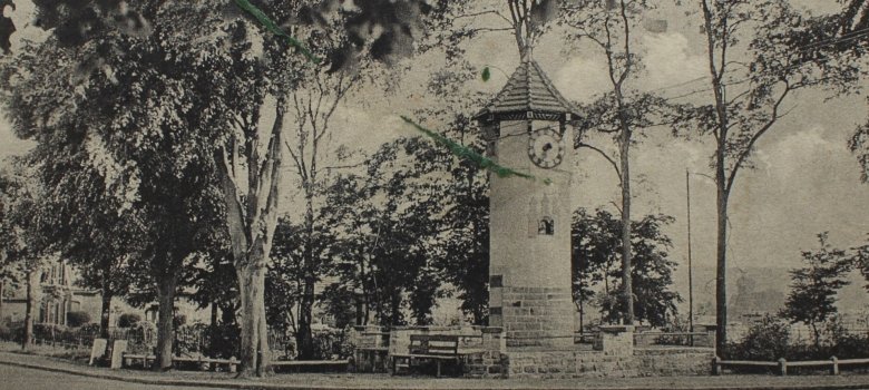 Eine alte Postkarte erinnert an den Namen des Uhrturms aus den Anfangsjahren