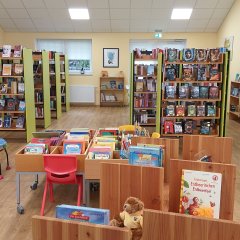 Bücherregale für Kinder und Erwachsene