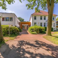 Denkhaus - Außenansicht vom Tagungshaus Bonhoeffer Haus