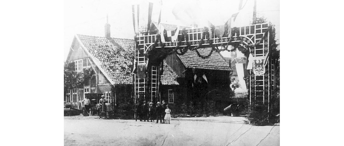 Ehrenpforte 1923