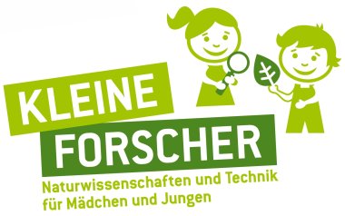 2 gezeichnete Kinder untersuchen mit einer Lupe ein grünes Blatt. Darunter der Schriftzug "Kleine Forscher, Naturwissenschaften und Technik für Mädchen und Jungen.