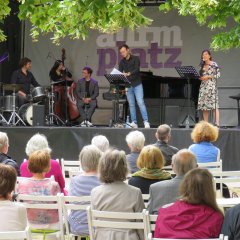 Simon Höfele, das Frank Dupree Trio und Vanida Karun beim Festival Aufm Platz der SK/VGH-Stiftung