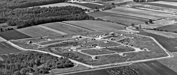 Ein Luftbild der NATO-Station aus dem Jahr 1977