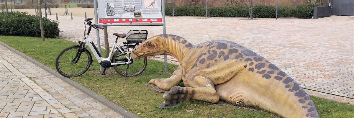 Dino auf dem Stadtplatz